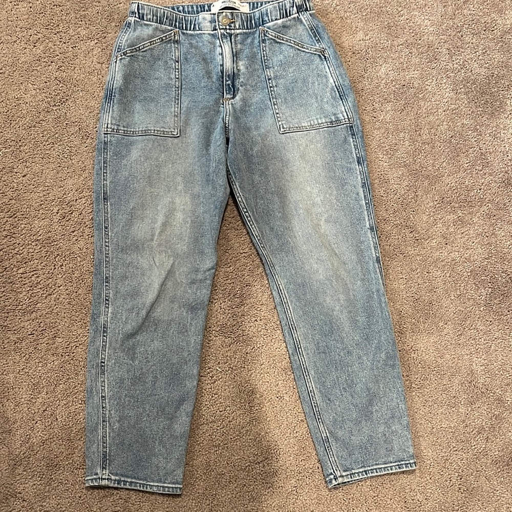 Hollister Curvy Mom Jean M
